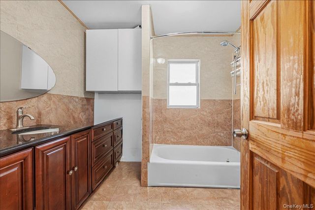 109 Gordon Avenue, Westbury, NY 11590