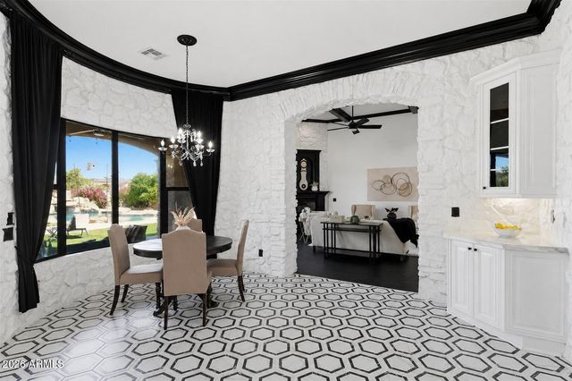 3446 E KNOLL Street, Mesa, AZ 85213