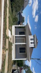 1370 Garfield Avenue, Lincoln Park, MI 48146