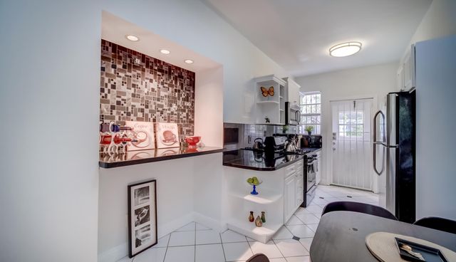 825 Jefferson Avenue 2, Miami Beach, FL 33139