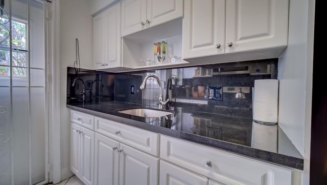 825 Jefferson Avenue 2, Miami Beach, FL 33139