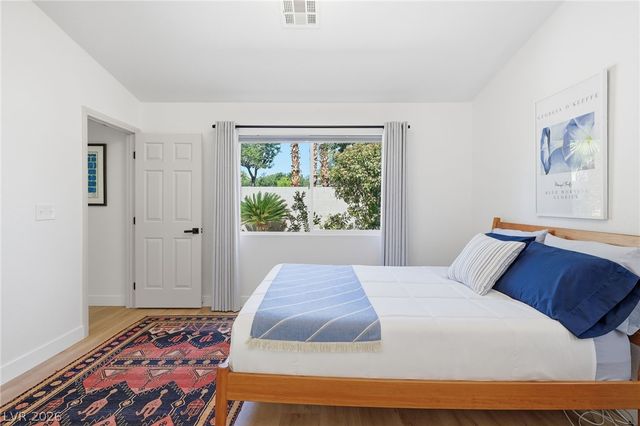 909 Majestic Oak Street, Las Vegas, NV 89145