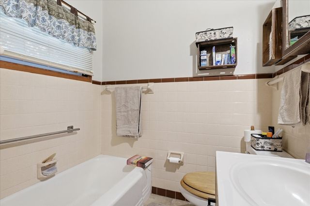 1411 Garnett Street, Gainesville, TX 76240