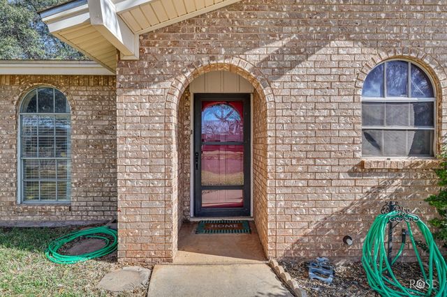 3934 Millbrook Drive, San Angelo, TX 76904