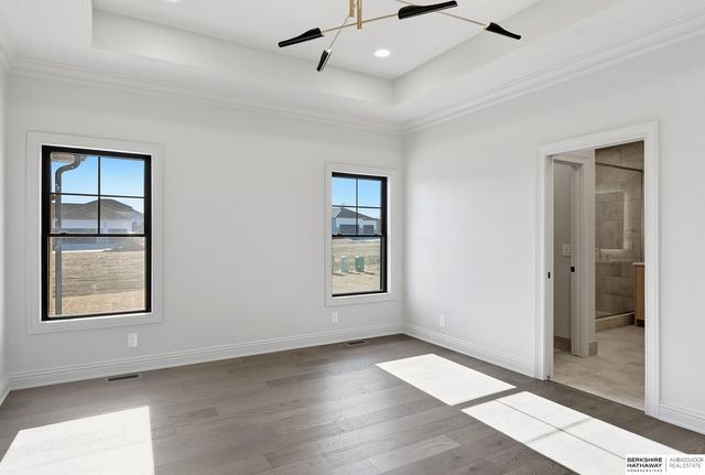 12401 Fenwick Street, Papillion, NE 68046