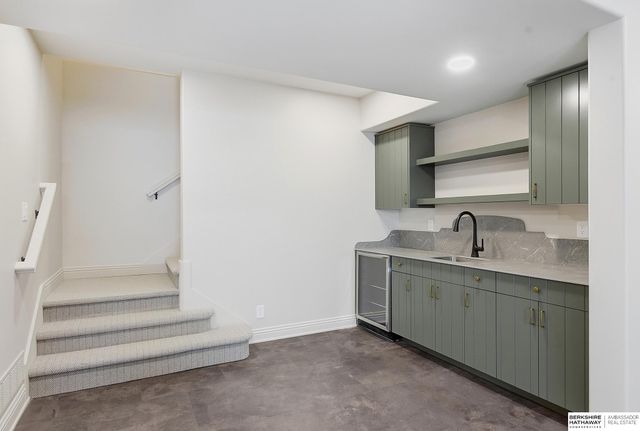 12401 Fenwick Street, Papillion, NE 68046