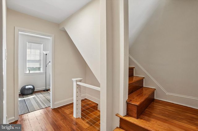 2045 WAVERLY ST, Philadelphia, PA 19146