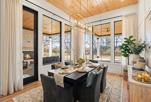 1110 Lipscomb Dr, Brentwood, TN 37027