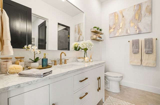 1110 Lipscomb Dr, Brentwood, TN 37027