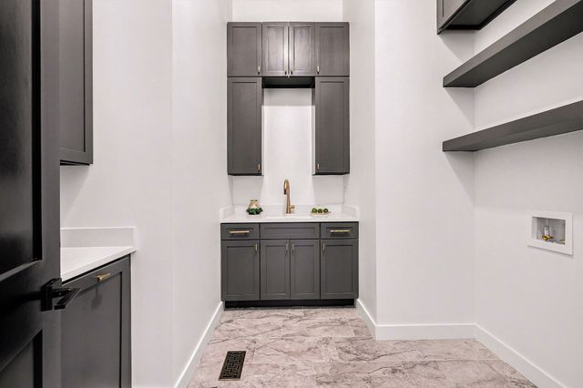 1110 Lipscomb Dr, Brentwood, TN 37027