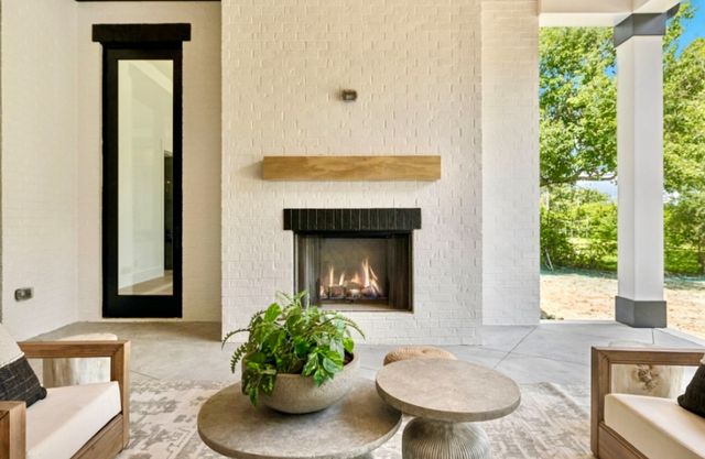 1110 Lipscomb Dr, Brentwood, TN 37027