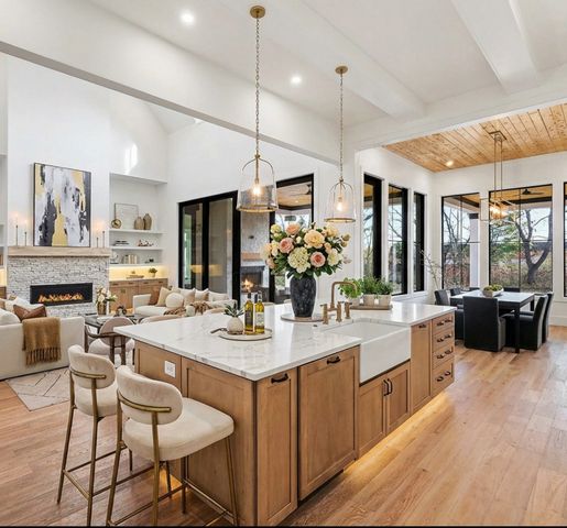 1110 Lipscomb Dr, Brentwood, TN 37027