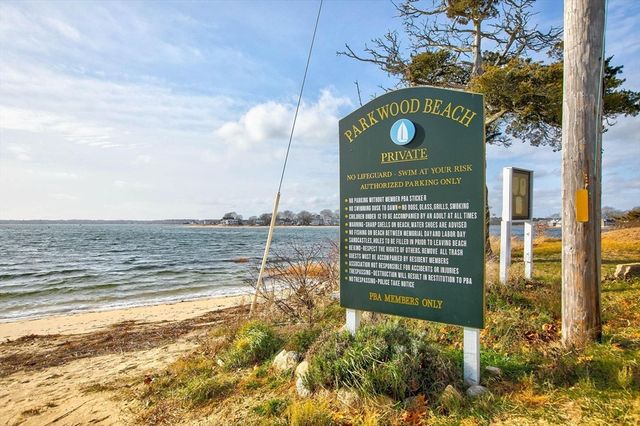 19 Datewood St, Wareham, MA 02571