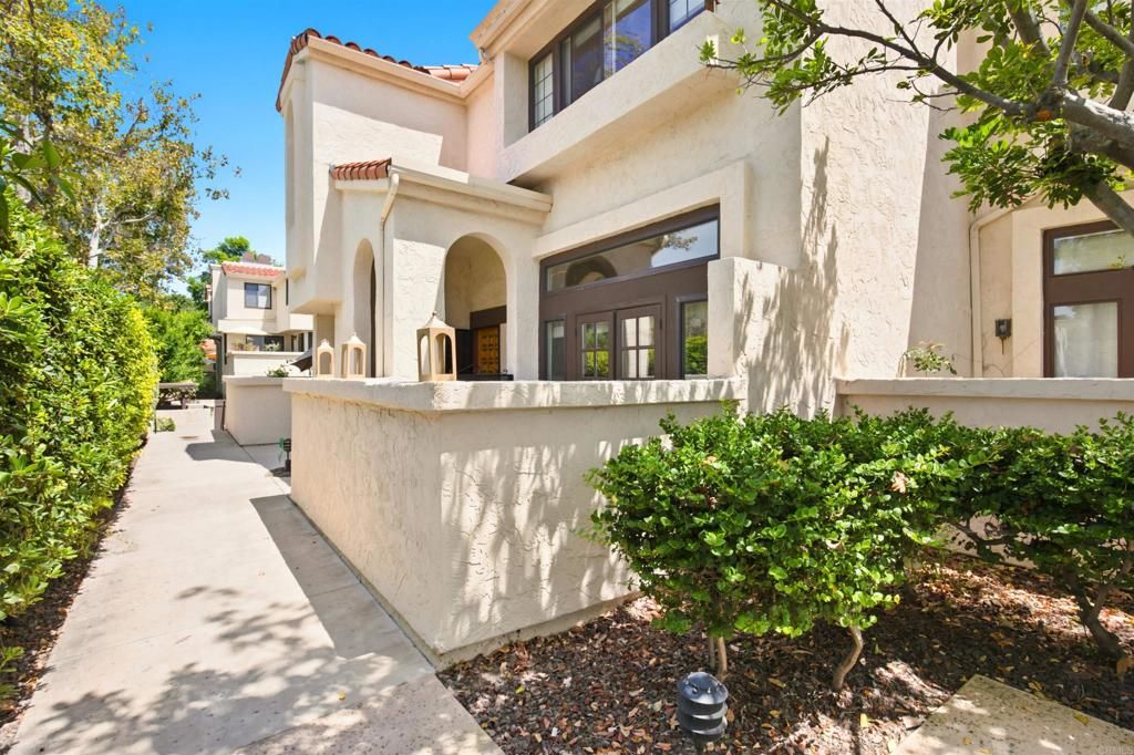 5715 Baltimore Dr 83, La Mesa, CA 91942