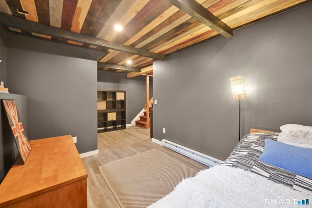 8 Whirling Dun 8, Canton, CT 06019