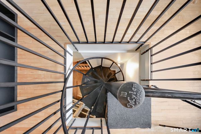 8 Whirling Dun 8, Canton, CT 06019