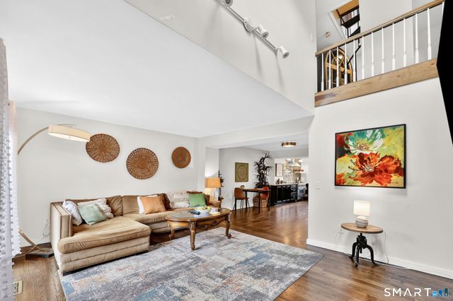 8 Whirling Dun 8, Canton, CT 06019