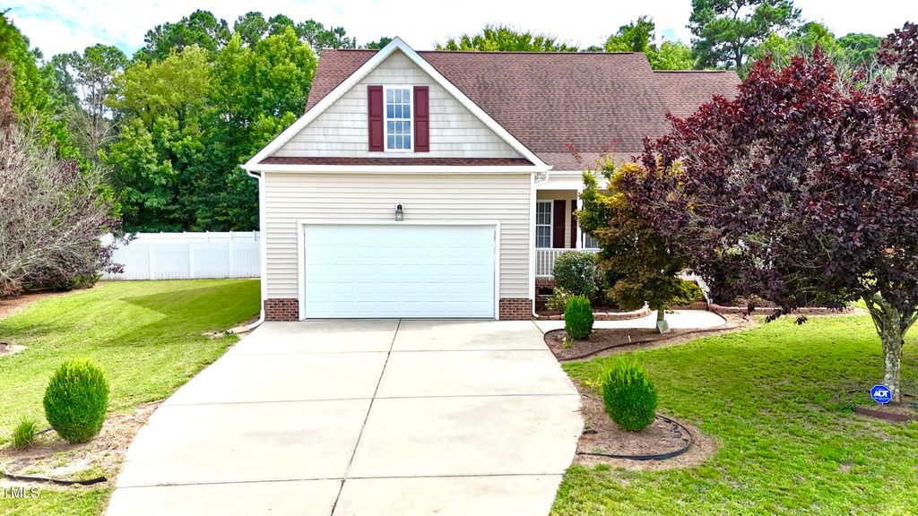 541 Spruce Meadows Lane, Willow Springs, NC 27592