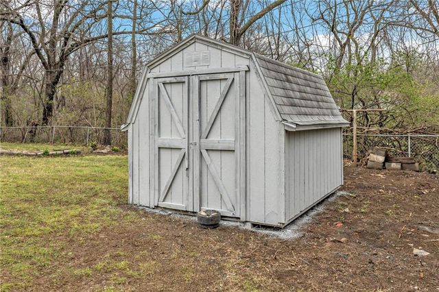 2415 N 53rd Street, Kansas City, KS 66104