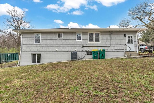 2415 N 53rd Street, Kansas City, KS 66104