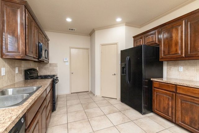 5933 Missy Lane, Fort Worth, TX 76131