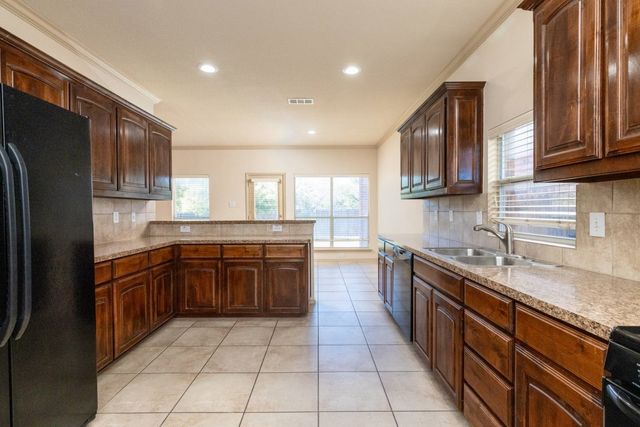 5933 Missy Lane, Fort Worth, TX 76131