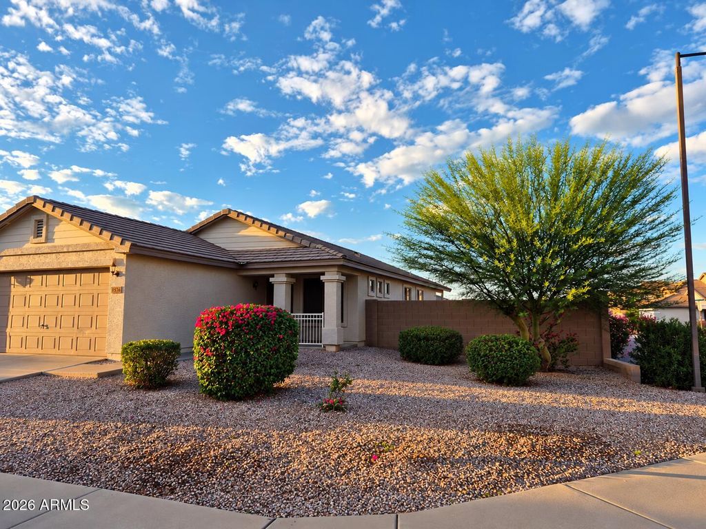 1576 W Appaloosa Way, San Tan Valley, AZ 85144 — exterior
