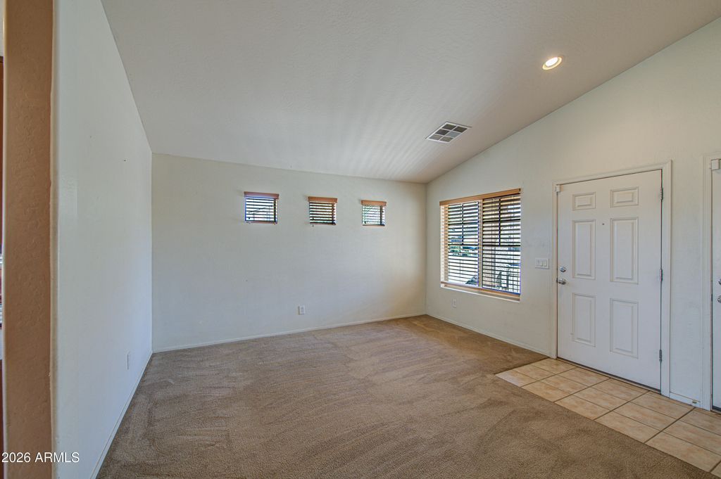 1576 W Appaloosa Way, San Tan Valley, AZ 85144 — photo 5