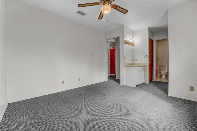 8007 Clydesdale DR B, Austin, TX 78745