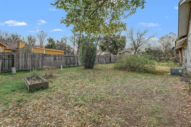 8007 Clydesdale DR B, Austin, TX 78745