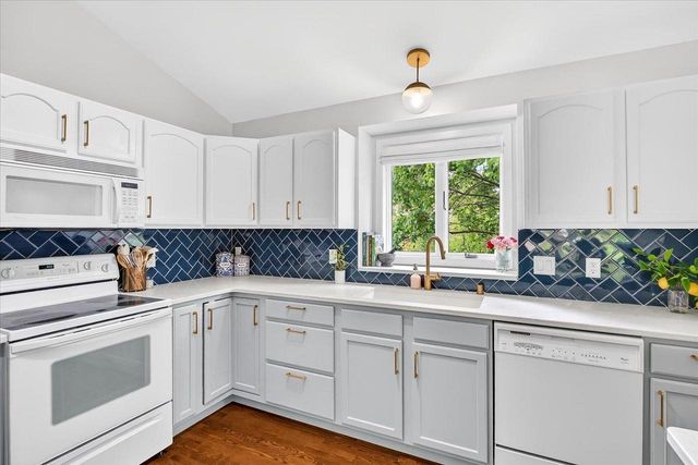 2313 Quartz Lane, Madison, WI 53719