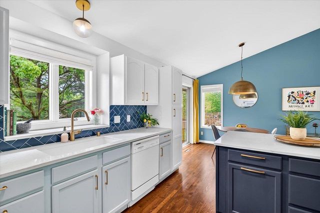 2313 Quartz Lane, Madison, WI 53719
