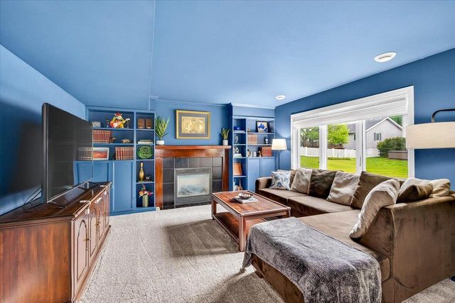 2313 Quartz Lane, Madison, WI 53719