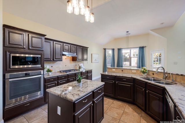 20615 wild springs, San Antonio, TX 78258