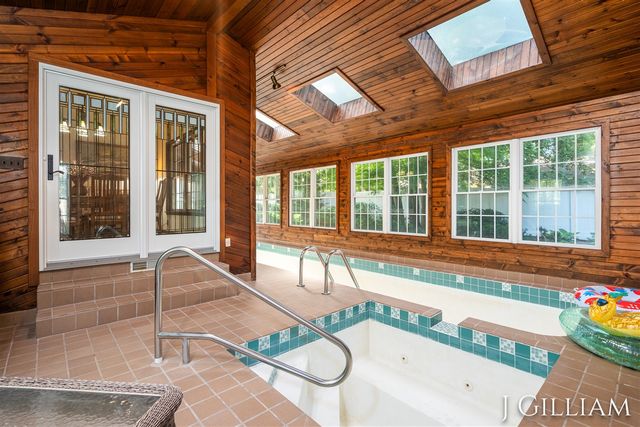 1214 Euna Vista Drive, Holland, MI 49423