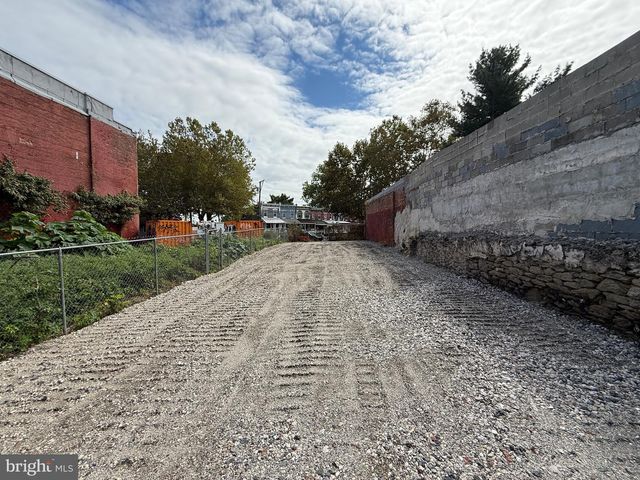 1444 GRAYS FERRY AVE, Philadelphia, PA 19143