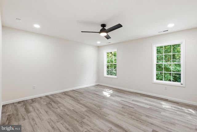 1354 COLLEGE RD, Dover, DE 19904