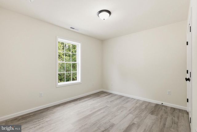 1354 COLLEGE RD, Dover, DE 19904