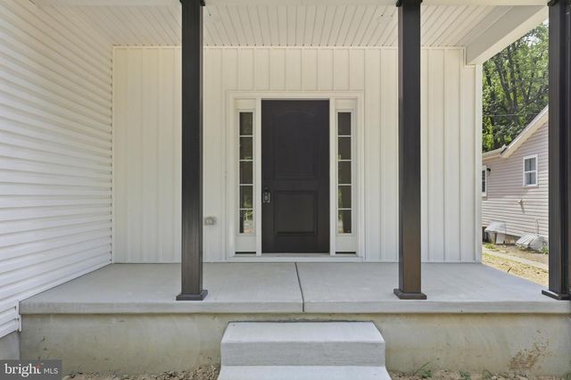 1354 COLLEGE RD, Dover, DE 19904