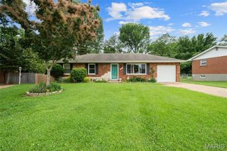 2604 Jonathan Drive, Mehlville, MO 63125