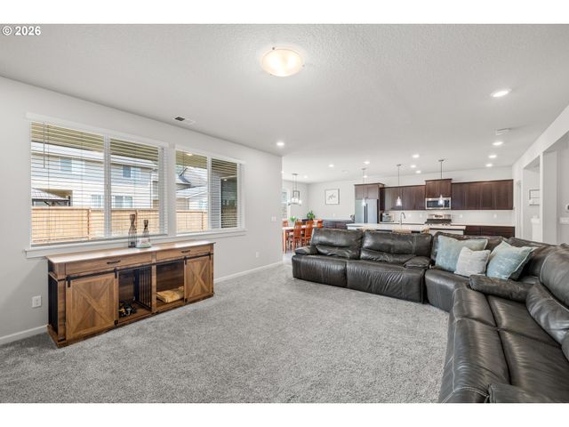 4240 Sw MAWRCREST Ave, Gresham, OR 97080
