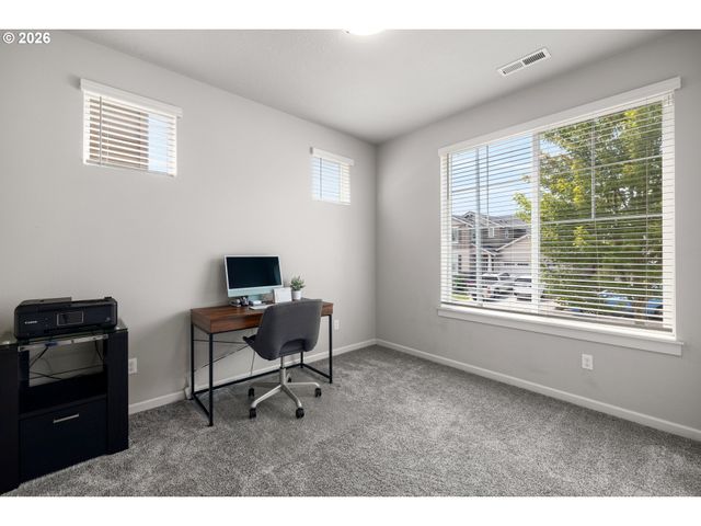 4240 Sw MAWRCREST Ave, Gresham, OR 97080