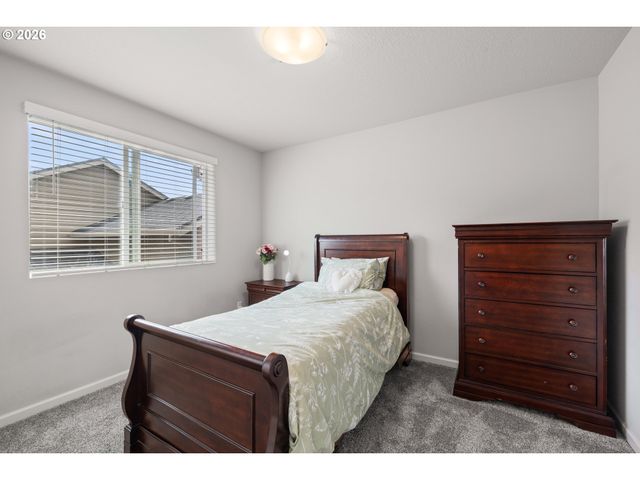 4240 Sw MAWRCREST Ave, Gresham, OR 97080