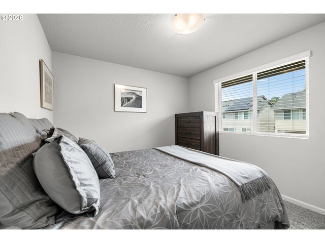 4240 Sw MAWRCREST Ave, Gresham, OR 97080