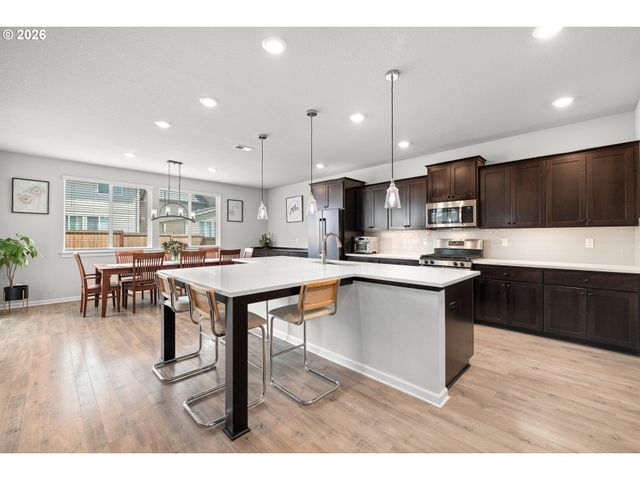 4240 Sw MAWRCREST Ave, Gresham, OR 97080