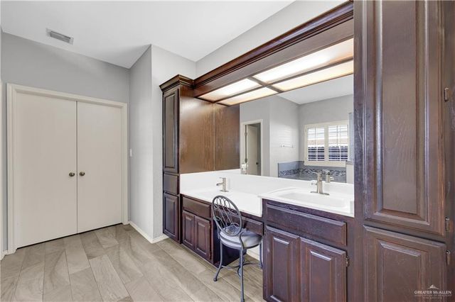 2405 El Encino Drive, Mission, TX 78573