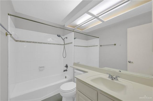 2405 El Encino Drive, Mission, TX 78573