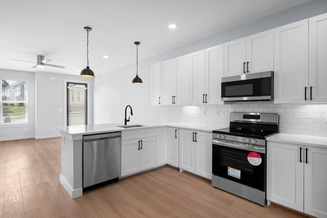 408 Curtis Hilton Way, Lebanon, TN 37087