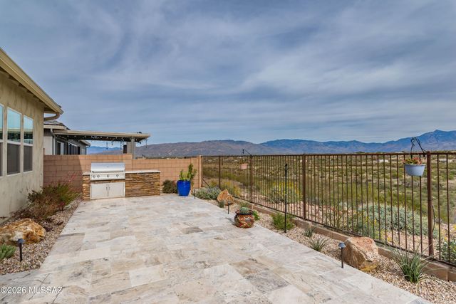 12840 E Tortoise Pointe Drive, Vail, AZ 85641