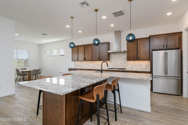 12840 E Tortoise Pointe Drive, Vail, AZ 85641